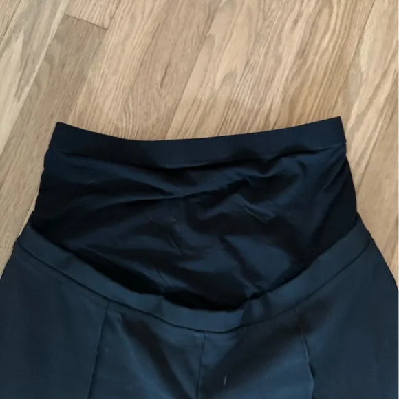 Elegant Black Maternity Pants - Picture 5 of 6